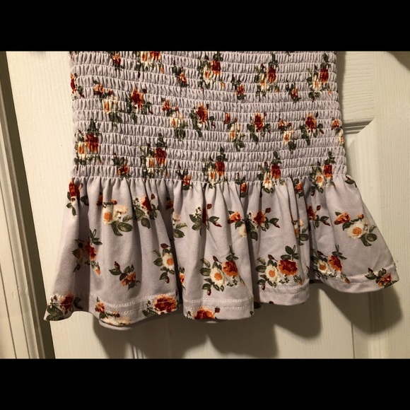 Lavender floral crop! So CUTE - Picture 4 of 5